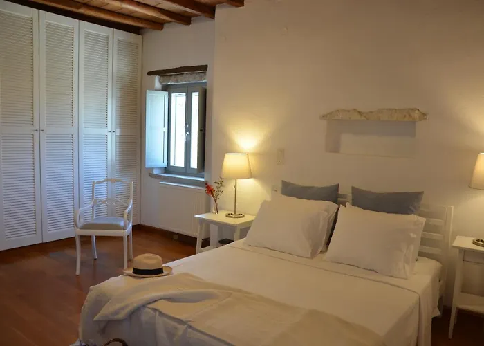 Traditional * باروس