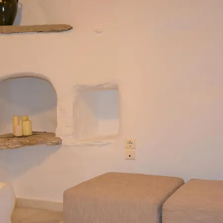 Traditional * パロス島